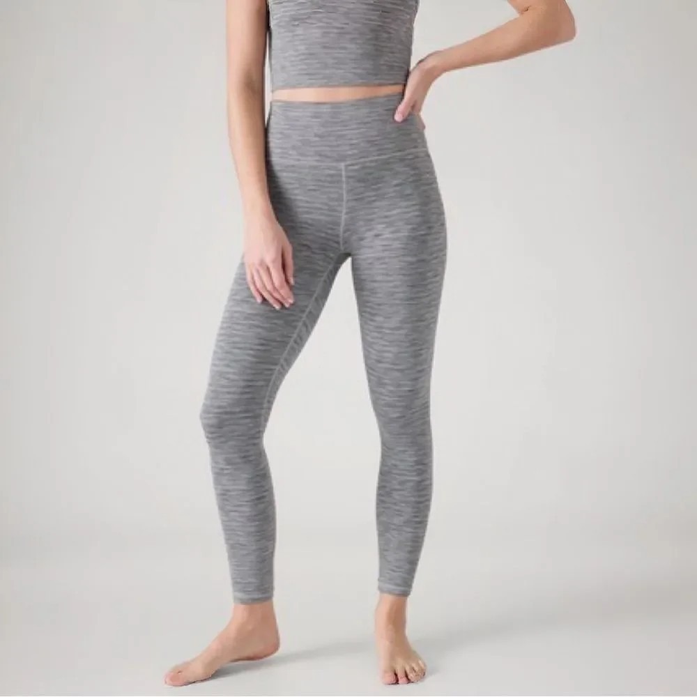 Athleta Transcend High-Rise Textured 7/8 Tights In Stratus Grey- Size Large